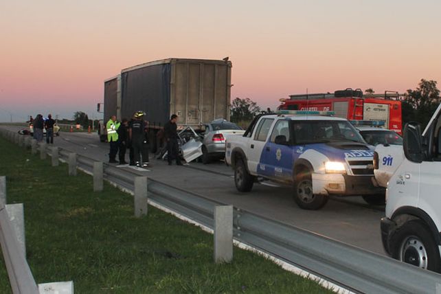 Caballos sueltos en la Circunvalación Oeste produjeron una fatalidad