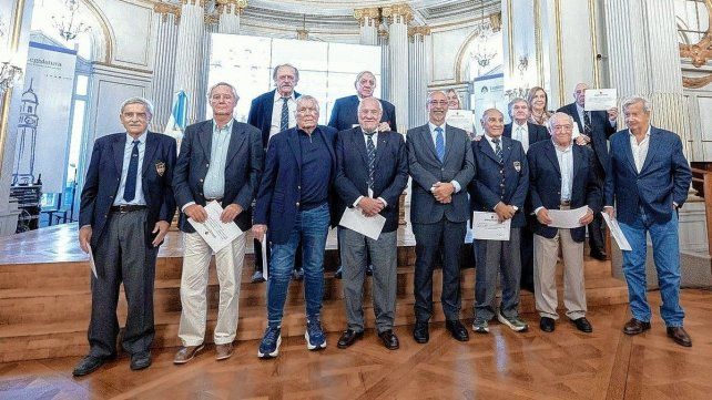 Los Pumas recibieron un homenaje de la Legislatura por el 60° aniversario de su denominación.