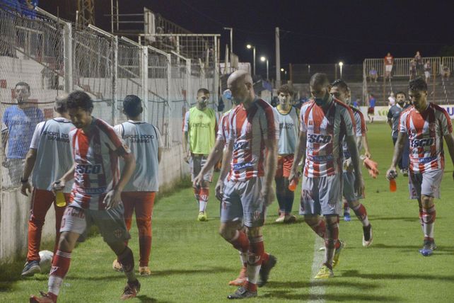 Atlético Paraná quedó eliminado de la Copa Argentina