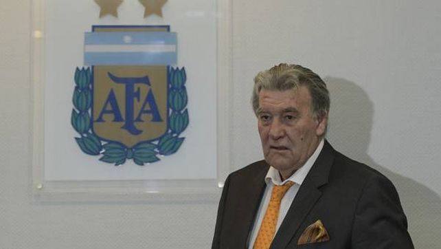 Me quiero ir mañana a la mañana si termino mi trabajo en la AFA