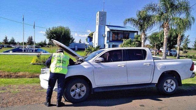 La Toyota Hilux no tenía la documentación correcta al ser identificada por personal policial en la ruta 14.&nbsp;