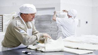 Ya funciona un taller de panadería en la Unidad Penitenciaria de Las Flores