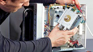 Técnicos que arreglan electrodomésticos tienen altísima demanda