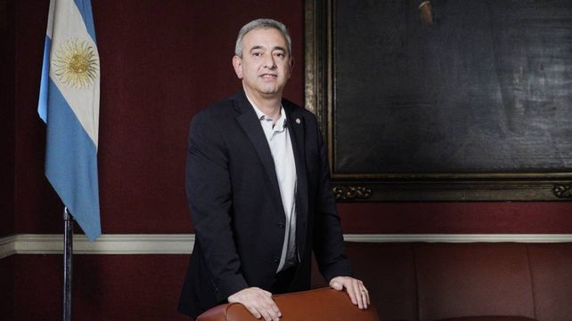 Cercanía y funcionarios sub 40: lo que viene en la gestión del intendente Javkin