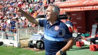 Madelón, obligado a cambiar luego de la derrota ante Boca