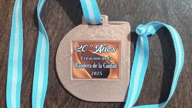 De un aula a un emblema: la historia de la bandera de Santa Elena, nacida en una escuela humilde a orillas del Paraná