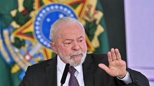 Lula relanzó asistencia de 144 dólares por mes para 55 millones de pobres