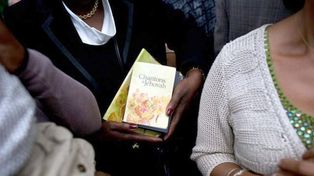 Investigan si la muerte de un joven gay se relaciona con una terapia de conversión religiosa