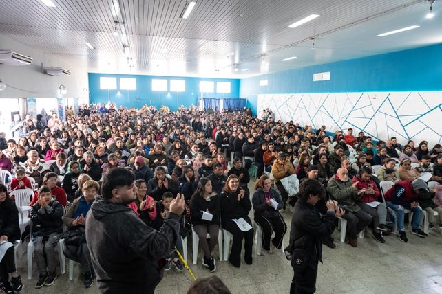 En Timbúes quedaron preadjudicadas 54 familias titulares y 108 familias suplentes