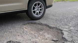 Amenabar al 3000. En la zona sur hay gran cantidad de baches.