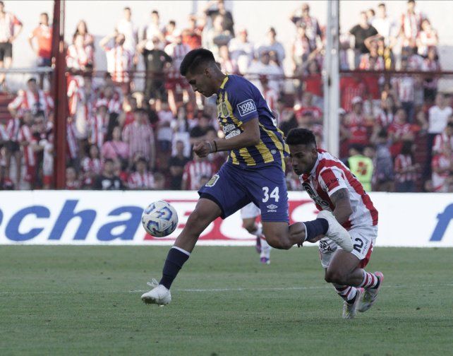 Samuel Beltrán tendrá la posibilidad de jugar su primer partido como titular en Central.