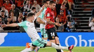 Mallorca y Osasuna protagonizaron un empate aburrido en el inicio de la fecha en España.