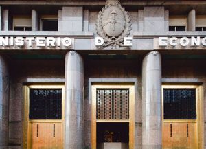 Tras la renuncia de Guzmán, los nombres que aparecen para el reemplazo