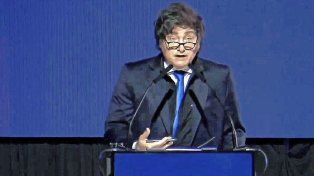 Javier Milei brindó un largo discurso en la Bolsa de Comercio de Rosario.