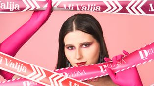 Delfina se presenta este sábado en Sala Lavardén para repasar los temas de Mi valija, su álbum debut