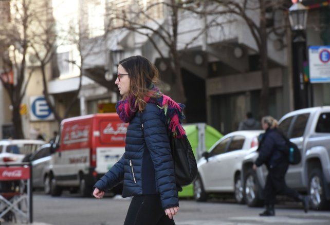 El tiempo en Rosario: martes un poco más caluroso pero con nubes amenazantes