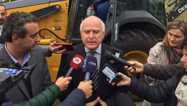 El gobernador Miguel Lifschitz lanzó las obras del Parque de la Cabecera. El gobernador Miguel Lifschitz lanzó las obras del Parque de la Cabecera.