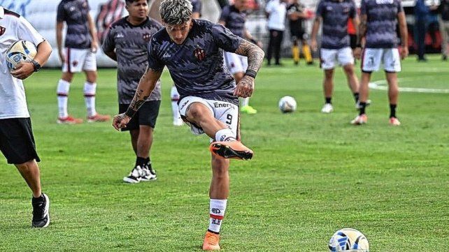 Renzo Reynaga tuvo su primer encuentro en el 11 inicial.&nbsp;