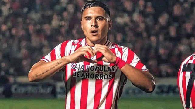 El goleador que deja San Martín (T) y capta la atención de Colón