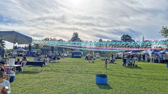 Jornada de festejo por el Día del Camino y el Trabajador Vial.