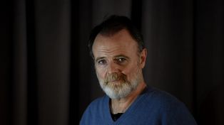 Luis Machín vuelve a Rosario para presentar La última sesión de Freud.
