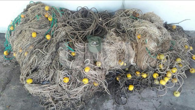 Secuestraron 450 kilos de pescado depredados y medio kilómetros de redes fuera de medida