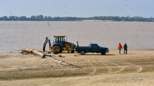 Refuerzan la planta de Assa para evitar problemas por la gran bajante del río