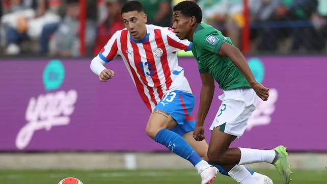 El canalla jugó para Paraguay. Agustín Sández estuvo en el partido ante Bolivia en el 2 a 2 y está en la lista de los concentrados para visitar a Estudiantes en La Plata.