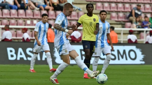 La selección argentina sub-20 contó con varias situaciones de gol para llevarse la victoria.