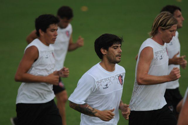 Ever Banega en Bella Vista en 2014. Hoy volvió a pisar el centro de entrenamiento leproso.&nbsp;