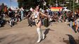 En su vigésimo aniversario, la Marcha del Orgullo se hace sentir en las calles de Rosario