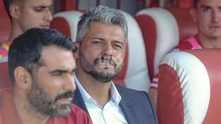 Newells avanza por Munúa, pero su destino está en Brasil