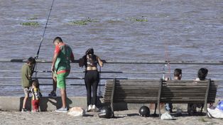 La costa central de Rosario, uno de los lugares elegidos por los pescadores.