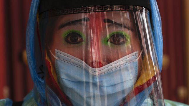 Veinte imágenes del lunes en un mundo en crisis por el coronavirus