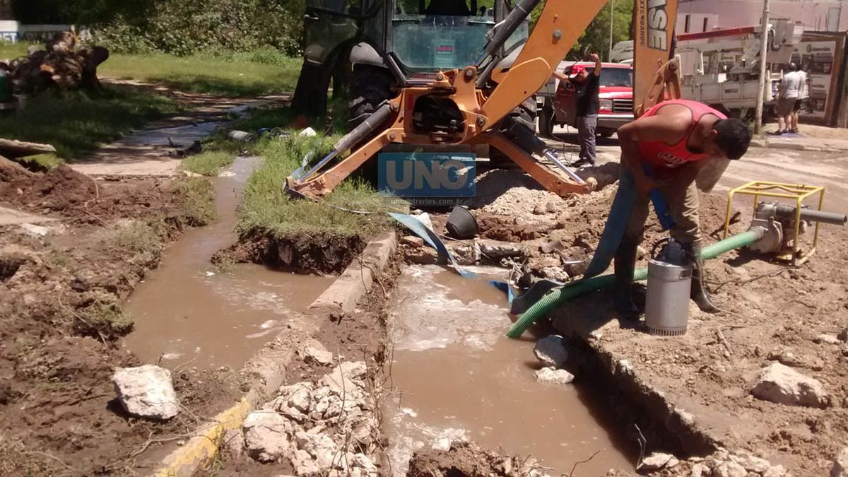 Se retrasó el arreglo del caño de agua por problemas técnicos