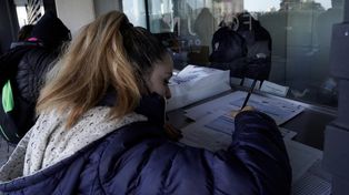 La inmigración y el envejecimiento explican el aumento de habitantes que arrojó el Censo 2022