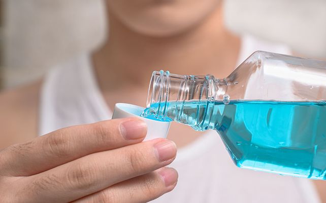 ¿Colutorios o bicarbonato? las gárgara son una alternativa que alivia pero ¿curan?&nbsp; 