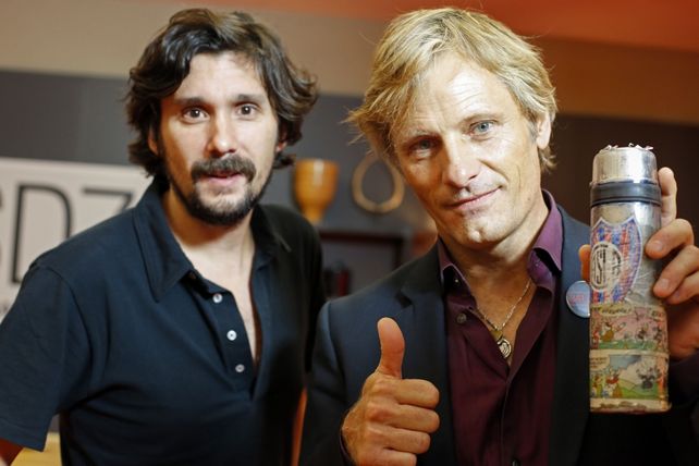 Viggo Mortensen, con San Lorenzo a todos lados.