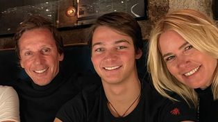 Tiziano Gravier junto a sus padres Alejandro Gravier y la modelo Valeria Mazza.