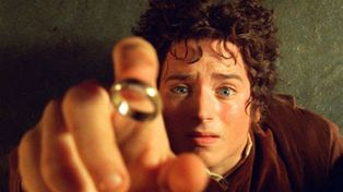 Expulsan del colegio a un niño por amenazar a un compañero con el anillo de Sauron