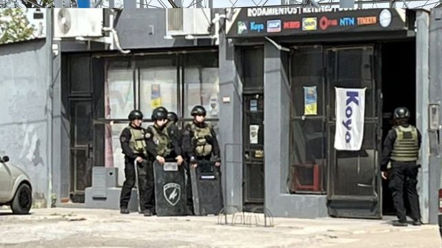 Santo Tomé: se atrincheró en un local comercial después de discutir con su pareja y se entregó tras dos horas de tensión Santo Tomé: se atrincheró en un local comercial después de discutir con su pareja y se entregó tras dos horas de tensión