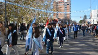 La comunidad de Villa Constitución honró conmemoró el 208° aniversario de la Independencia argentina.