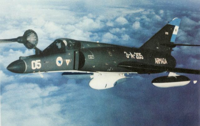 Super Etendard. Uno de los aviones de la II Escuadrilla Naval de Caza y Ataque que hundieron al Sheffield.