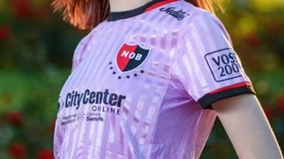 Esta camiseta de Newells no será usada en competiciones oficiales. &nbsp; &nbsp;