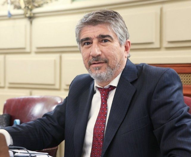 Fabián Bastía, presidente de la comisión bicameral de Acuerdos.