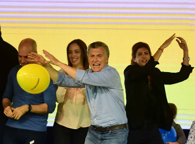 El 85 de Macri: Amplia ventaja en todo el país y oposición dispersa