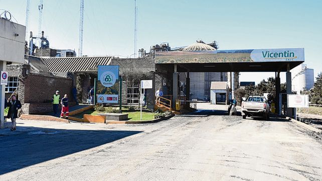 crisis. Las plantas de Vicentín están paradas y los obreros licenciados.