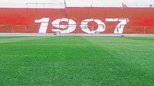 Una alfombra: así luce el 15 de Abril para el partido entre Unión y Estudiantes