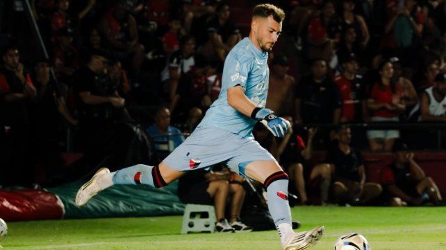 Preocupación en Colón por Budiño: sería baja ante Racing de Córdoba