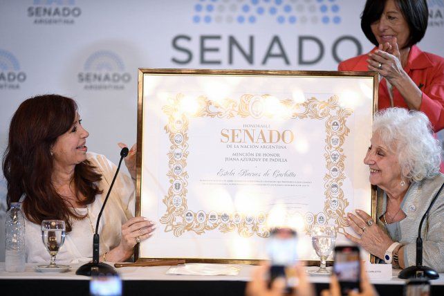 La vicepresidenta y Estela de Carlotto